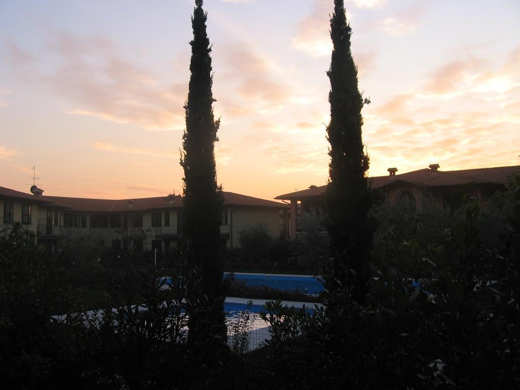 Casa Vacanze Serraglie Raffa Exterior foto